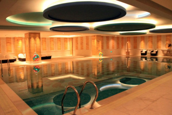 成都水井坊夜生活：养生休闲新体验(成都水井坊在哪里)